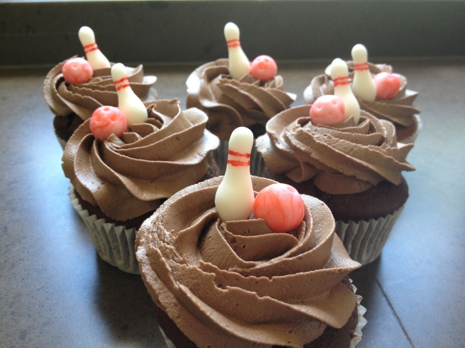 Bowling for Cupcakes!